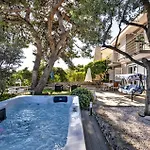 Four-bedroom In * Rogoznica (Sibenik-Knin)