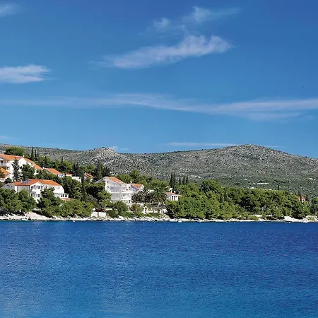 Holiday home Four-bedroom In