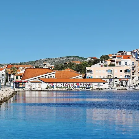 Four-bedroom In Holiday home Rogoznica (Sibenik-Knin)