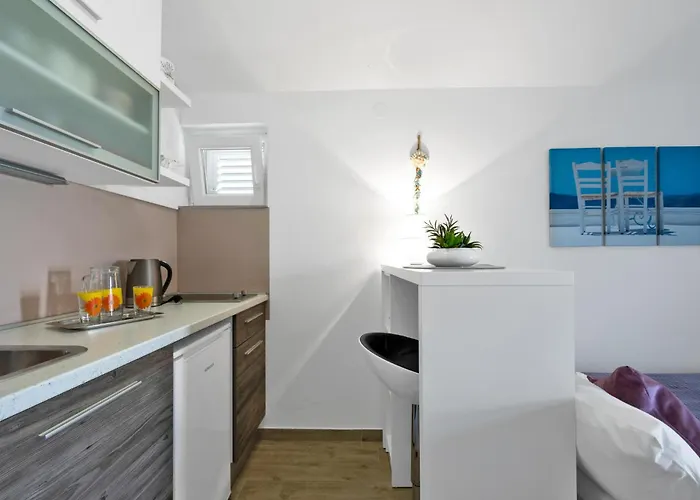 Four-bedroom In روغوزنيكا