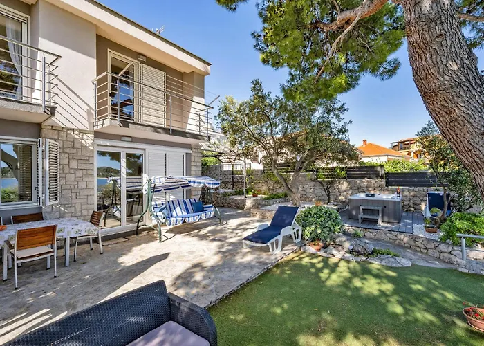 Four-bedroom In بيت للعطل روغوزنيكا