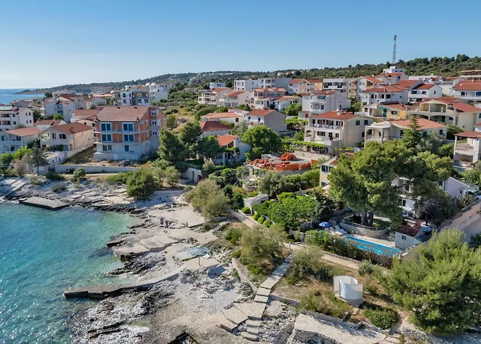 Four-bedroom In * Rogoznica (Sibenik-Knin)