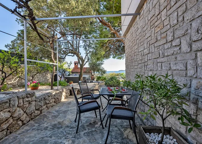 Four-bedroom In بيت للعطل روغوزنيكا