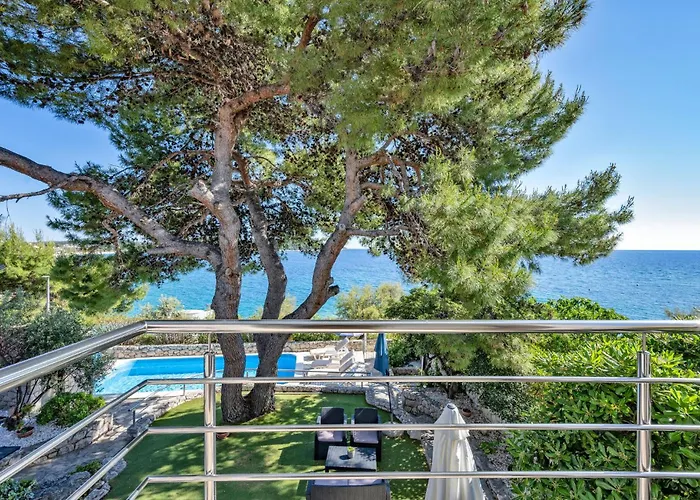 بيت للعطل Four-bedroom In روغوزنيكا