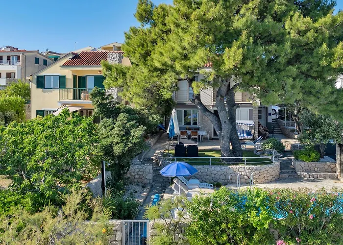 Four-bedroom In بيت للعطل روغوزنيكا